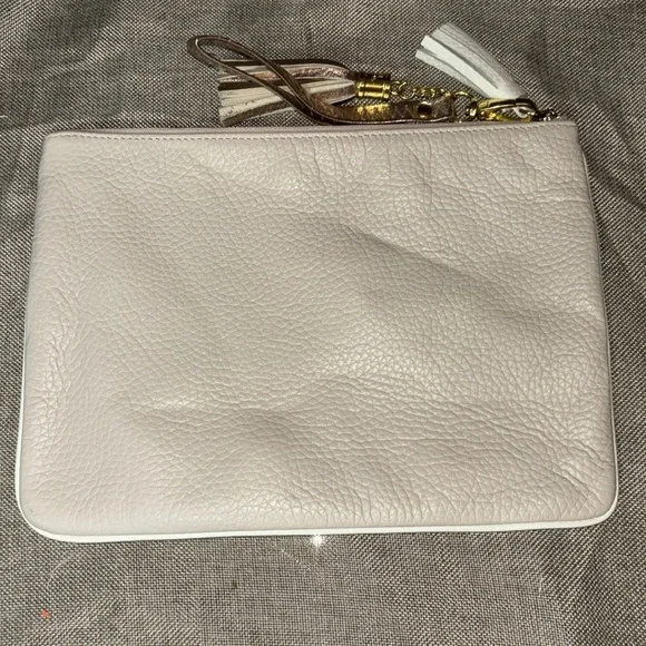 Kate Spade New York Larchmont Ave Taupe Leather Pouch WLRU2736 - Picture 2 of 12